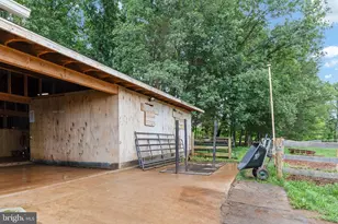 6119 Beach Rd, Midland, VA 22728 - Photo 83