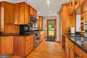 6119 Beach Rd, Midland, VA 22728 - Photo 35