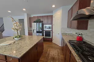 8091 Side Hill Dr, Warrenton, VA 20187 - Photo 17