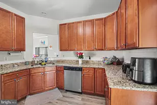 6182 Newton Ln Ln, Bealeton, VA 22712 - Photo 7