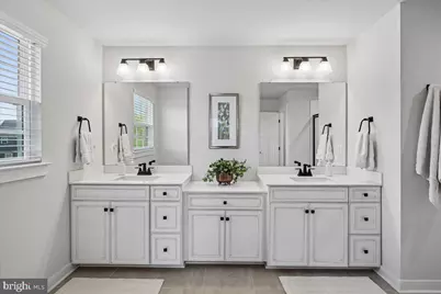 8016 International Drive, Warrenton, VA 20187 - Photo 19