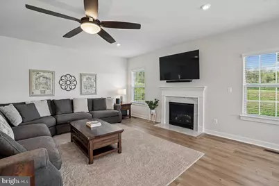 8016 International Drive, Warrenton, VA 20187 - Photo 5