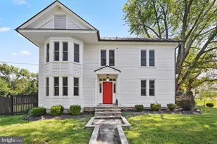 7021 Leeds Manor Rd, Marshall, VA 20115 - Photo 1