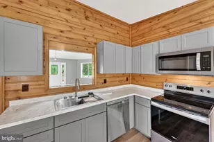8265 Opal Rd, Warrenton, VA 20186 - Photo 17