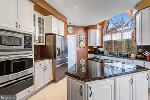 7929 Wellington Dr, Warrenton, VA 20186 - Photo 9