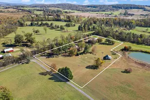 7099 Glen Curtiss Ln, Warrenton, VA 20187 - Photo 3