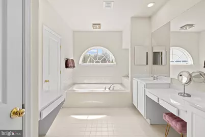 7153 Comrie Court, Warrenton, VA 20187 - Photo 37