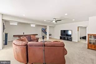 7153 Comrie Ct, Warrenton, VA 20187 - Photo 49