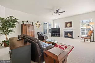 7153 Comrie Ct, Warrenton, VA 20187 - Photo 21