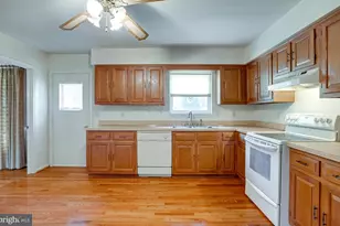 7077 Westmoreland Dr, Warrenton, VA 20187 - Photo 15