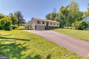 7077 Westmoreland Dr, Warrenton, VA 20187 - Photo 3