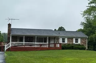 7087 Lakeview Dr, Warrenton, VA 20187 - Photo 1