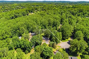 7403 Waterford Ln, Warrenton, VA 20187 - Photo 3