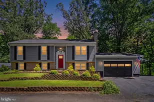 7403 Waterford Ln, Warrenton, VA 20187 - Photo 1