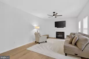 242 Fox Chase St, Warrenton, VA 20186 - Photo 25