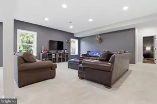 8046 Side Hill Dr, Warrenton, VA 20187 - Photo 41