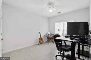 7153 Comrie Ct, Warrenton, VA 20187 - Photo 35