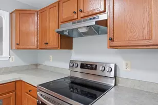 526 Highland Towne Ln, Warrenton, VA 20186 - Photo 11