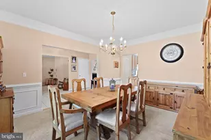 700 Fox Chase St, Warrenton, VA 20186 - Photo 11