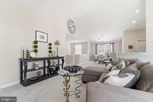 210 Fernwood Pl, Warrenton, VA 20186 - Photo 11