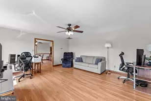 11889 Cemetery Rd, Remington, VA 22734 - Photo 7