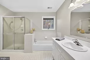 8423 Lock Ln, Warrenton, VA 20186 - Photo 35