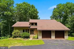 8423 Lock Ln, Warrenton, VA 20186 - Photo 1