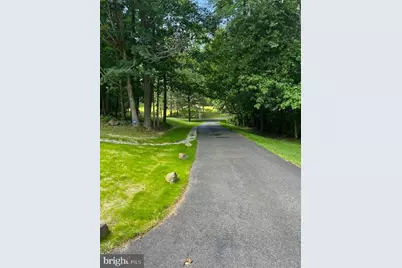 5920 Hunton Wood Drive, Broad Run, VA 20137 - Photo 3