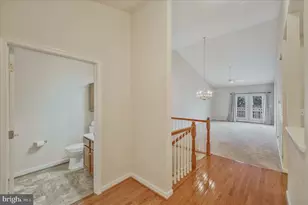 233 N View Cir, Warrenton, VA 20186 - Photo 3