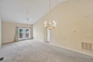 233 N View Cir, Warrenton, VA 20186 - Photo 7