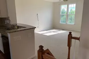 9022 Randolph Cir, Bealeton, VA 22712 - Photo 7