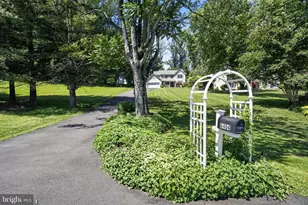6404 Cotswold Way, Broad Run, VA 20137 - Photo 15