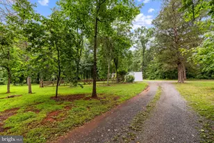9448 Green Rd, Midland, VA 22728 - Photo 7