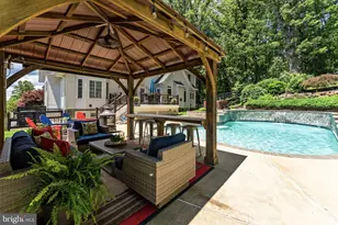 6729 Breezy Dr, Warrenton, VA 20187 - Photo 3