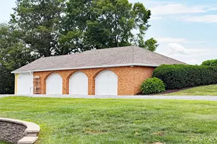 10590 Mountain Shadow Ln, Marshall, VA 20115 - Photo 21