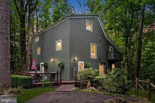 9914 Crest Ct, Marshall, VA 20115 - Photo 1