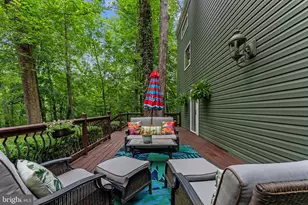 9914 Crest Ct, Marshall, VA 20115 - Photo 7