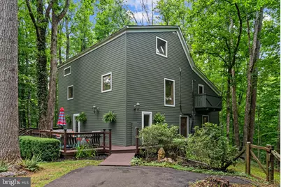 9914 Crest Court, Marshall, VA 20115 - Photo 3
