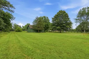 10414 Skyline Ave, Midland, VA 22728 - Photo 47