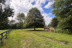 10414 Skyline Ave, Midland, VA 22728 - Photo 17
