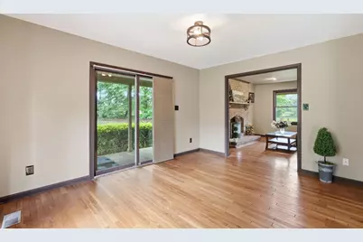 10414 Skyline Avenue, Midland, VA 22728 - Photo 19