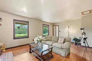 10414 Skyline Ave, Midland, VA 22728 - Photo 23