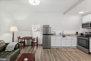 380 Broadview Ave, Warrenton, VA 20186 - Photo 5