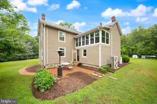 9565 Woodbrook Ln, Midland, VA 22728 - Photo 11