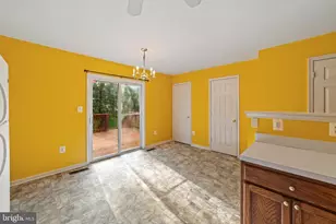 570 Highland Towne Ln, Warrenton, VA 20186 - Photo 25