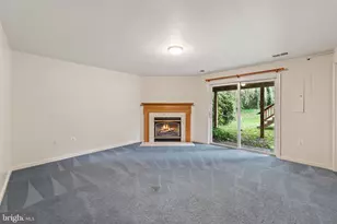 570 Highland Towne Ln, Warrenton, VA 20186 - Photo 11