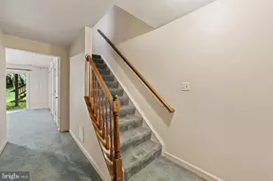 570 Highland Towne Ln, Warrenton, VA 20186 - Photo 7