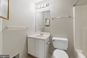 570 Highland Towne Ln, Warrenton, VA 20186 - Photo 19