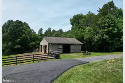 6301 Georgetown Road, Broad Run, VA 20137 - Photo 5
