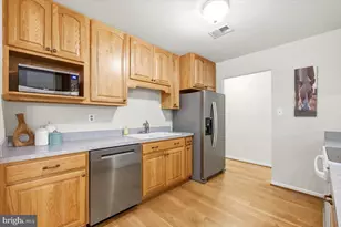 7434 Cedar Knolls Dr, Warrenton, VA 20187 - Photo 9